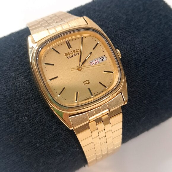Vintage Seiko 8C23 5070 mens dress Watch Day Date gold SQ Quartz water resistant - Picture 1 of 16